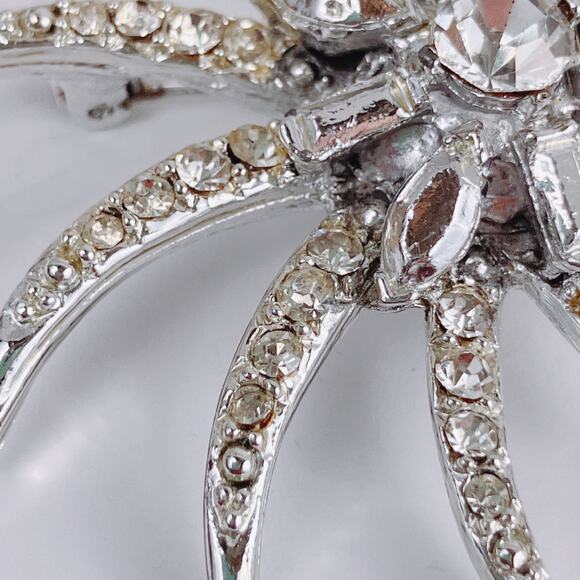 Vintage Mid Century Brooch Silver Tone Starburst Clear Rhinestone Jewelry - Picture 5 of 9